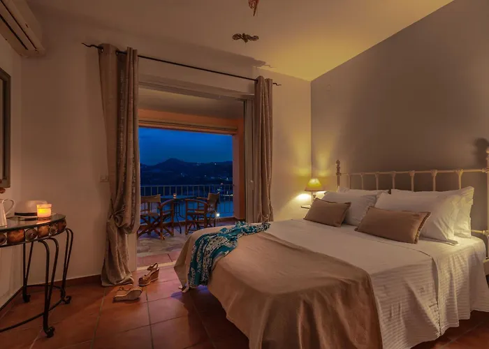 Niovi Seaview Apartments